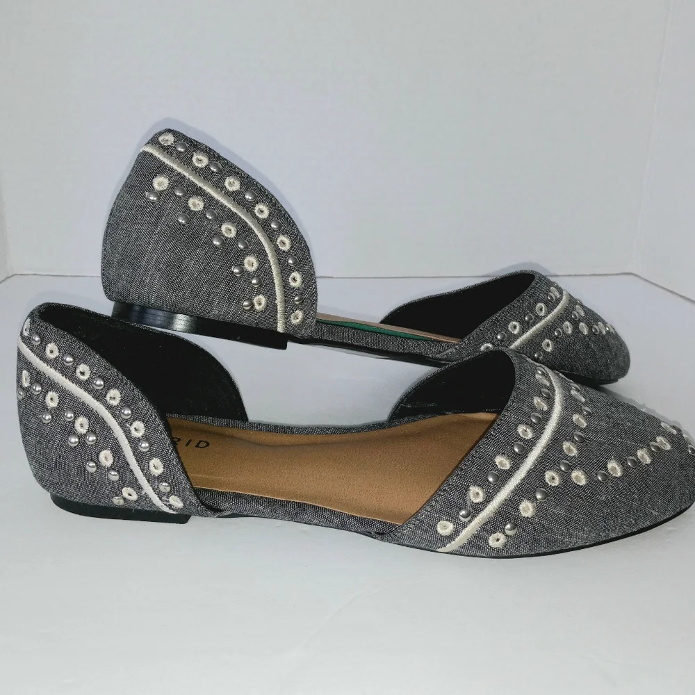 TORRID flats size 11W chambray with studded detail - Picture 1 of 7